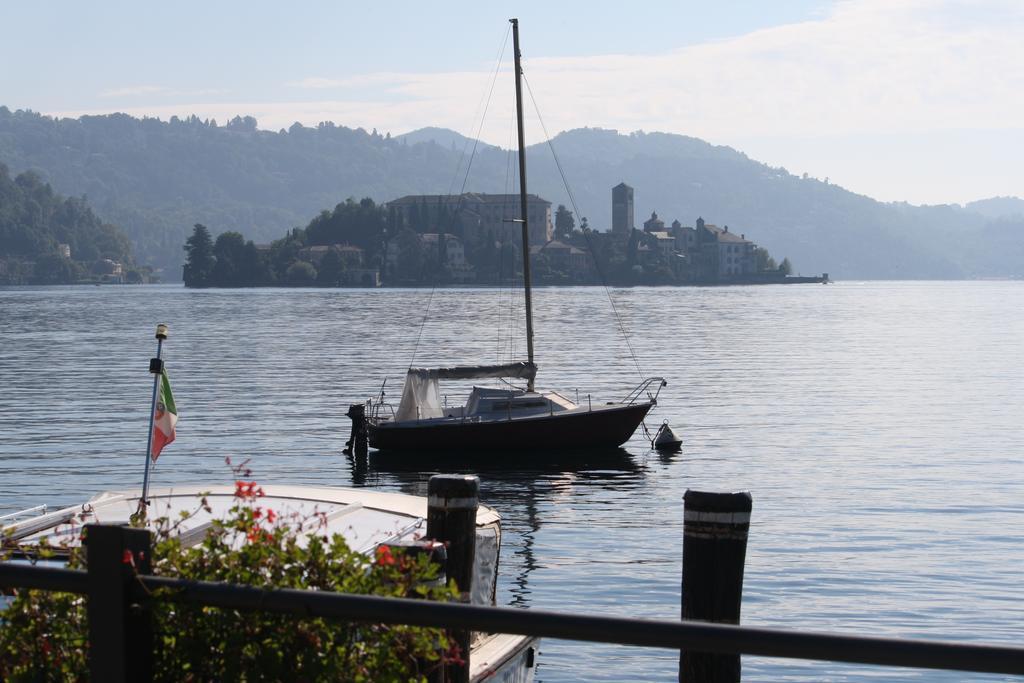 Fattoria Del Pino Panzió Orta San Giulio Kültér fotó