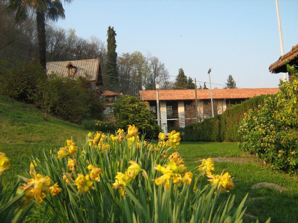 Fattoria Del Pino Panzió Orta San Giulio Kültér fotó